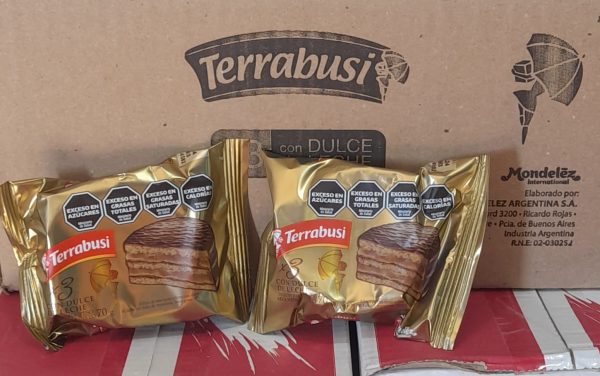 ALFAJOR TRIPLE TERRABUSI DULCE DE LECHE 70gr OFERTA - Image 2