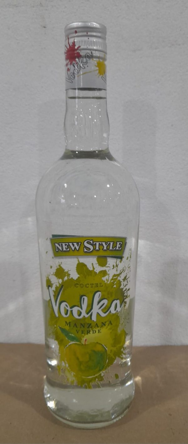 VODKA NEW STYLE Pera X 1lt.